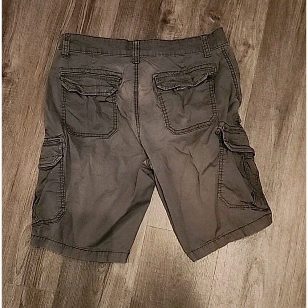 Unionbay Mens Cargo Shorts 32 Gray Pockets Touch Fasteners - Picture 2 of 8